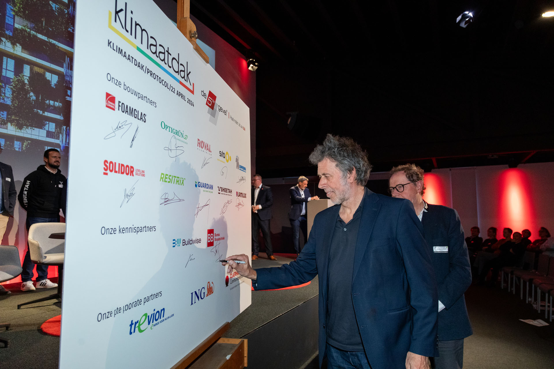 Klimaatdak, de toekomst? Van dakpathologieën naar dakdromen.