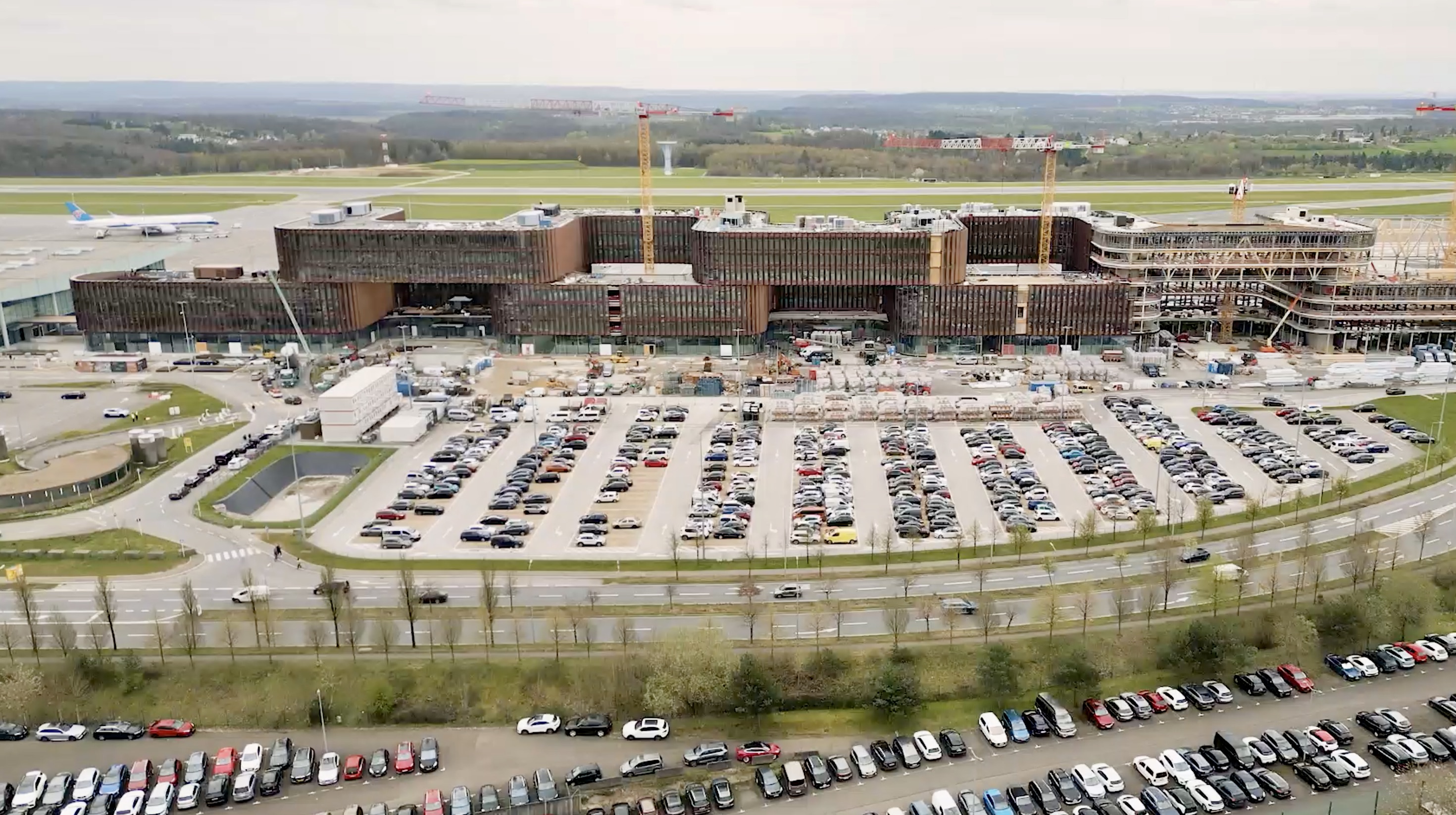 Skypark Business Center drone beeld